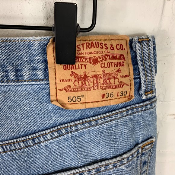 Levi's 505 Regular Fit Jeans for Men - Stonewash - Picture 4 of 12